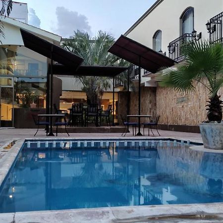 Hotel Dubrovnik Mérida Kültér fotó