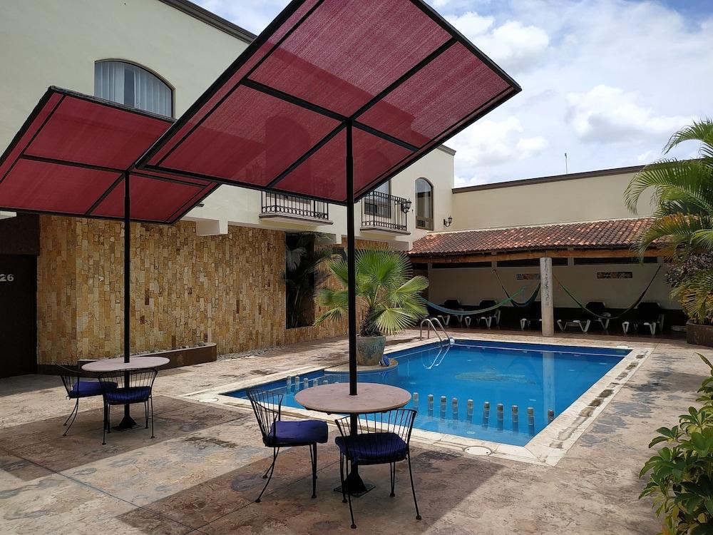 Hotel Dubrovnik Mérida Kültér fotó