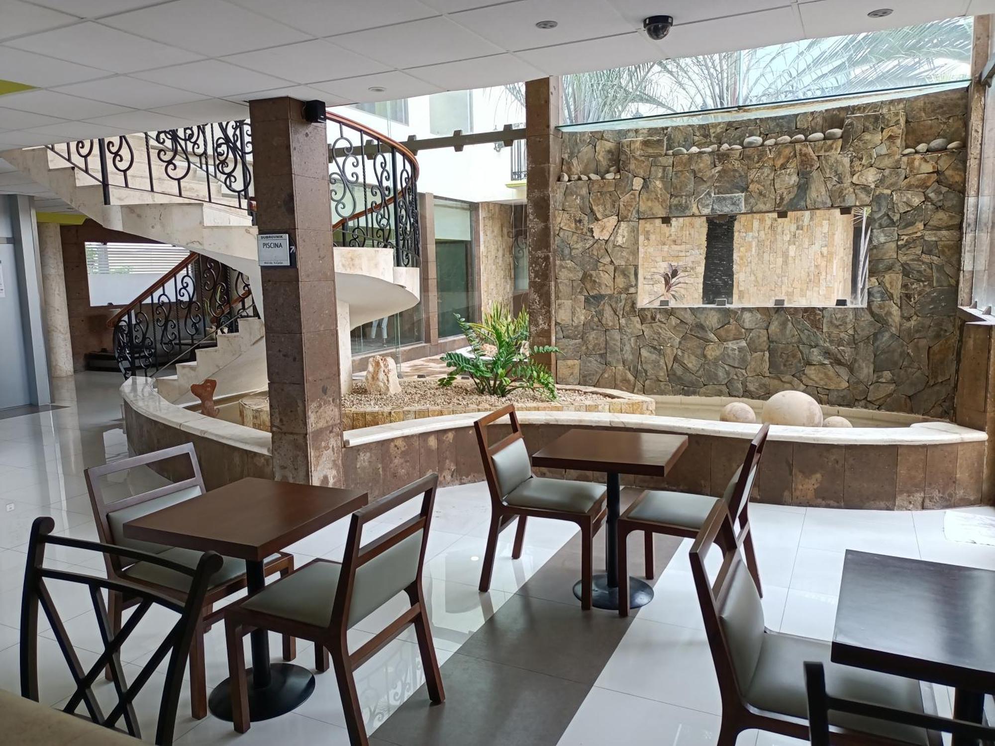 Hotel Dubrovnik Mérida Kültér fotó