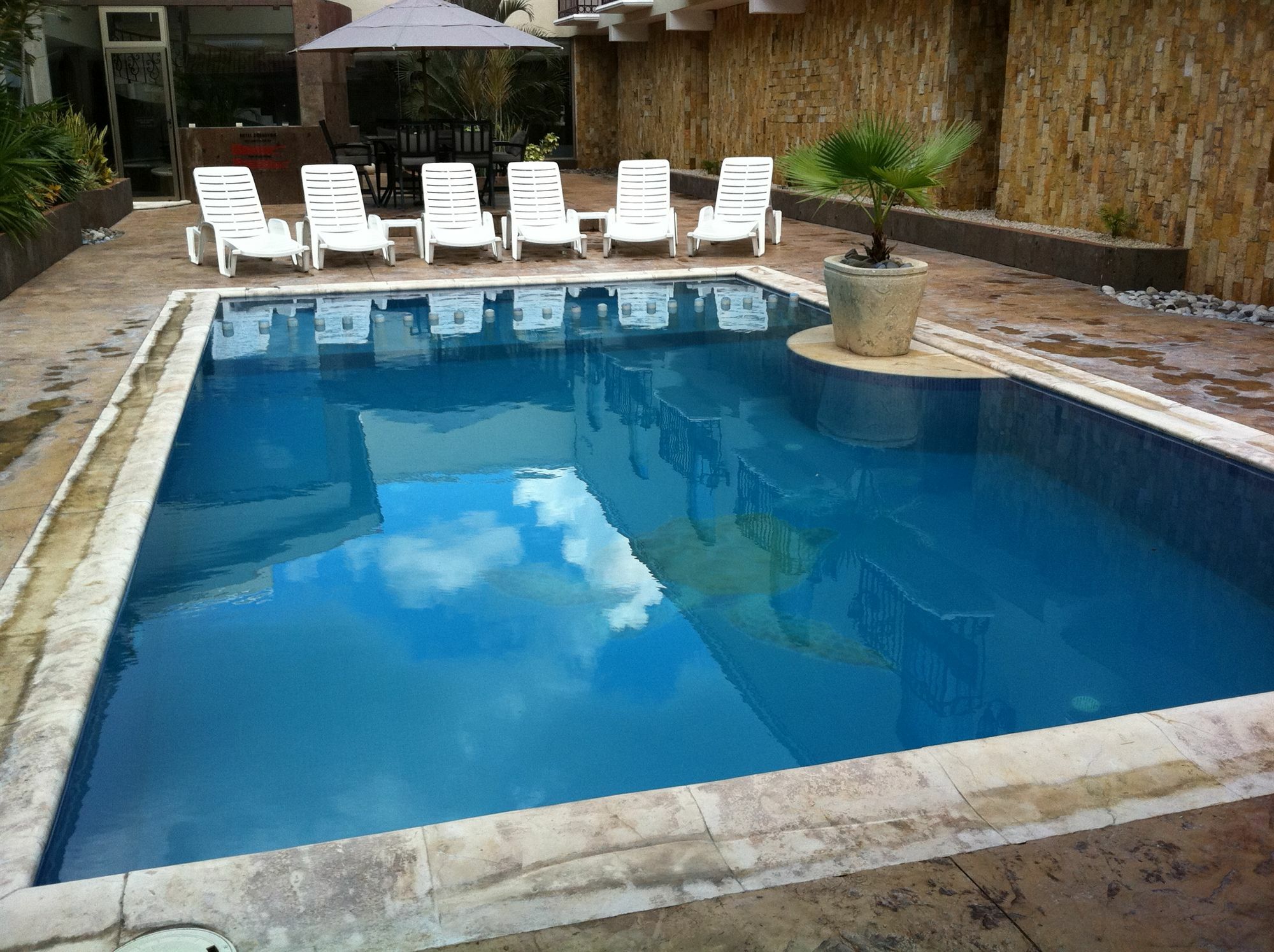 Hotel Dubrovnik Mérida Kültér fotó
