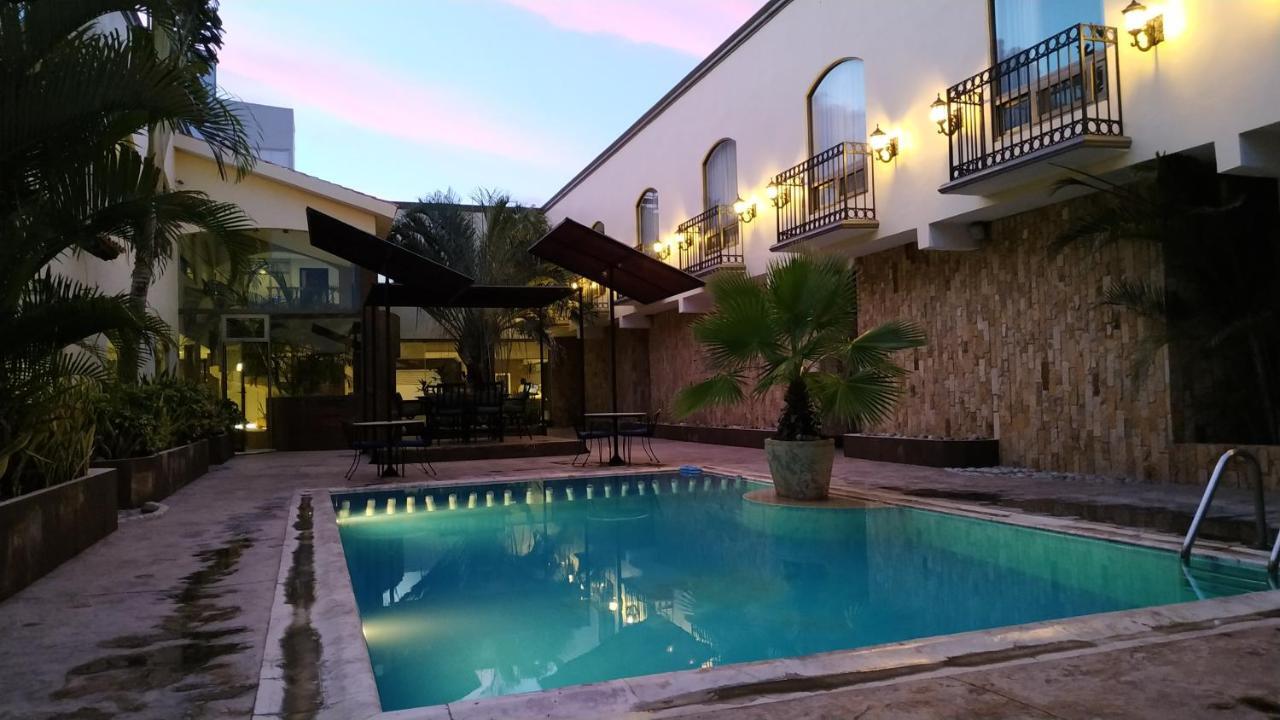 Hotel Dubrovnik Mérida Kültér fotó